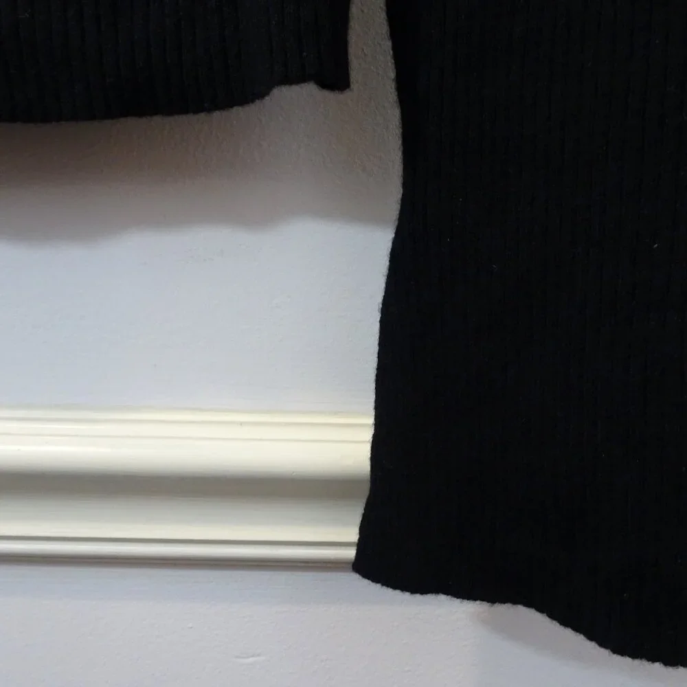 Reformation Cashmere Sweetheart Neck Long Sleeve Sweater Black Size XL Ribbed - Picture 6 of 8